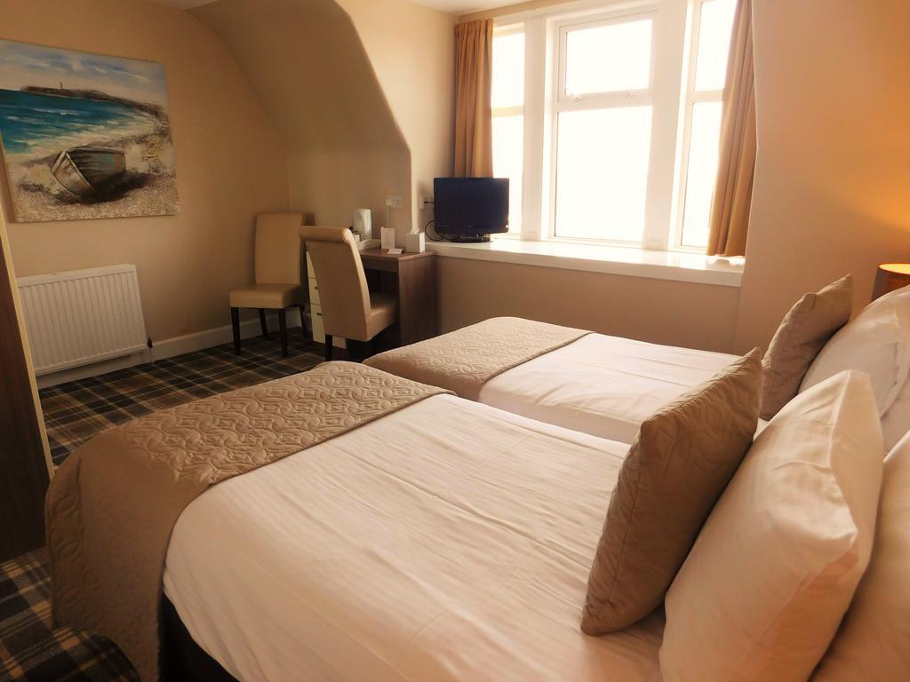 Cullen Bay Hotel Bagian luar foto